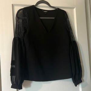 Express top sheer detail